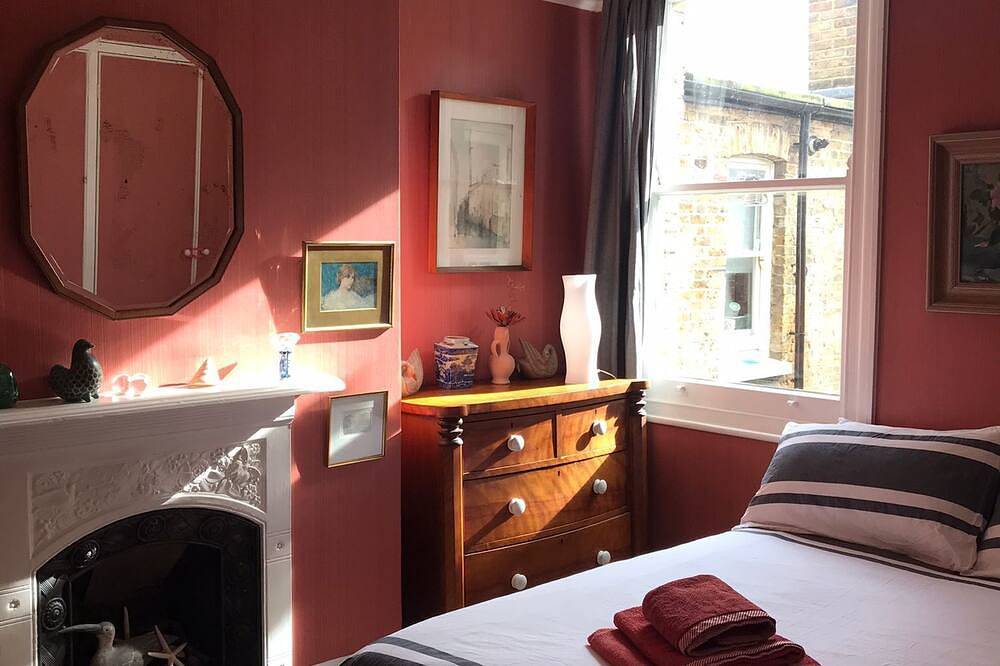 Apartment for 4 People in Hounslow, London