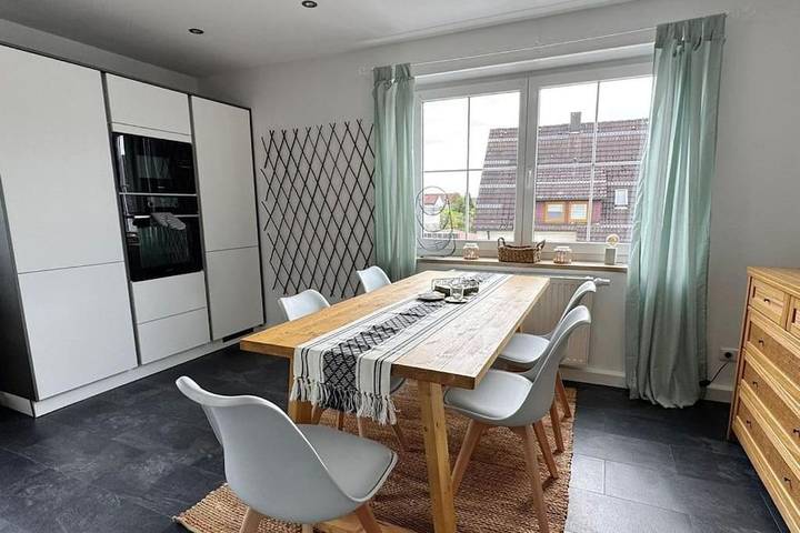 Ferienwohnung für 5 Personen, mit Balkon und Ausblick in Altenstadt an der waldnaab (Ostbayern)