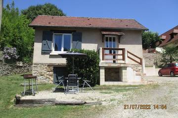 Cottage pour 2 personnes, avec jardin à Jumilhac-le-Grand