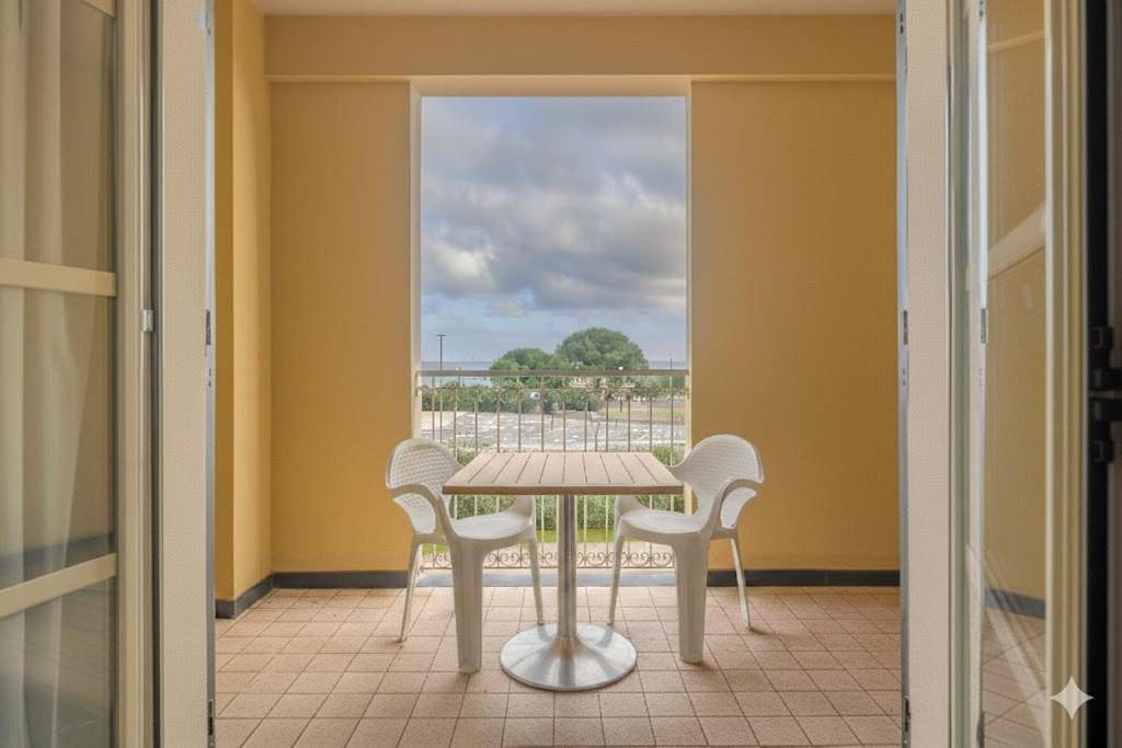 Residenza al Porto appartamenti con parcheggio in Spotorno, Riviera di Ponente