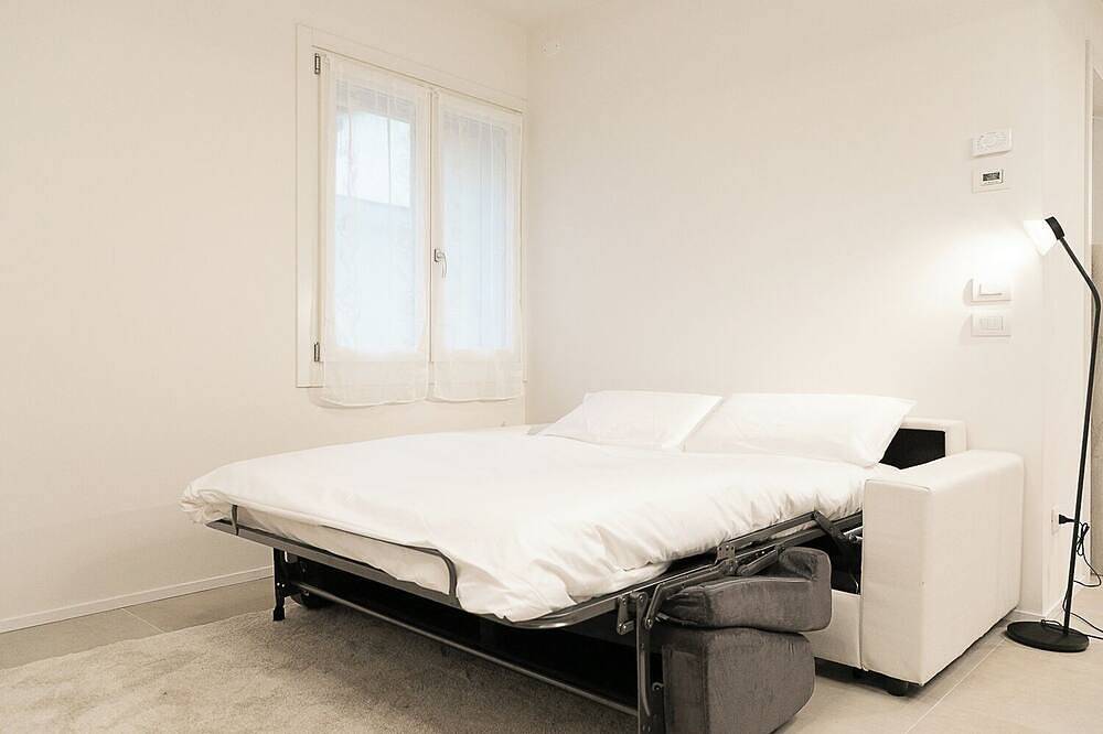 Apartamento entero, [Ca' Borsa Iii] - Modern suite in the city center in Treviso, Provincia de Treviso