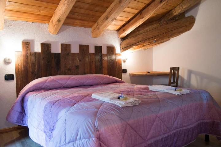Location de vacances pour 2 personnes, avec jardin, animaux acceptés à Comune di Saint-Pierre - 2