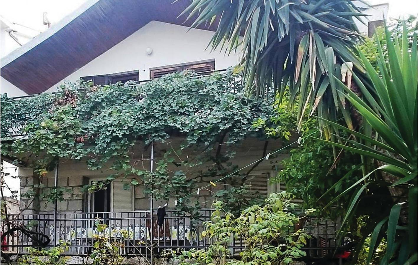 Ganze Ferienwohnung, Ferienwohnung für 8 Personen mit Terrasse in Utjeha-Bušat, Montenegro