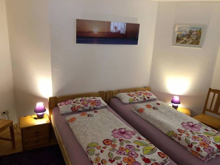 Ferienwohnung für 8 Personen, mit Balkon und Terrasse sowie Garten und Sauna in Fischach - 3