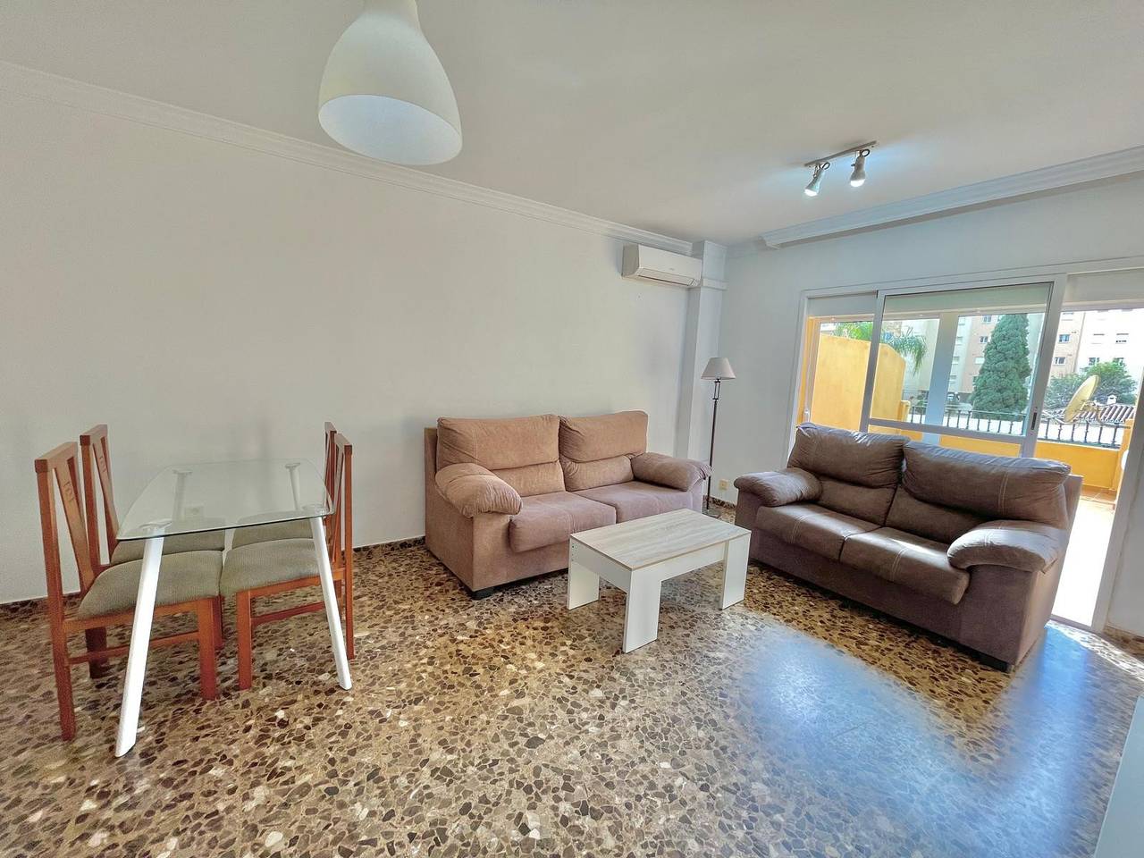 Apartamento entero, Terrasol Faromar 4 in Playa de Torre del Mar, Torre del Mar