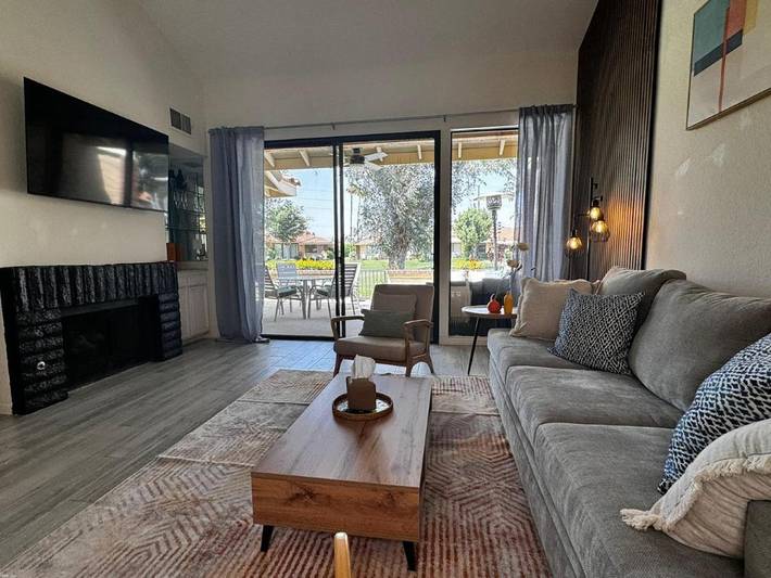 Ferienhaus für 8 Personen, mit Pool und Terrasse sowie Whirlpool - 1