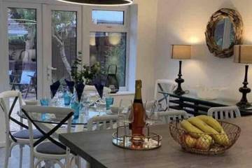 Gîte pour 6 personnes, avec jardin, animaux acceptés à Barry