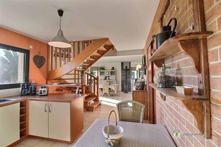 Gîte pour 6 personnes, avec jardin et terrasse dans L Armor - 4