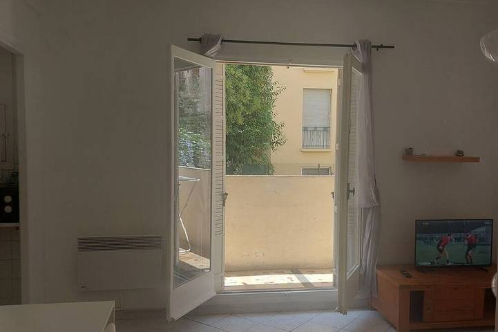 Gîte pour 2 personnes dans Gare de Nice ville