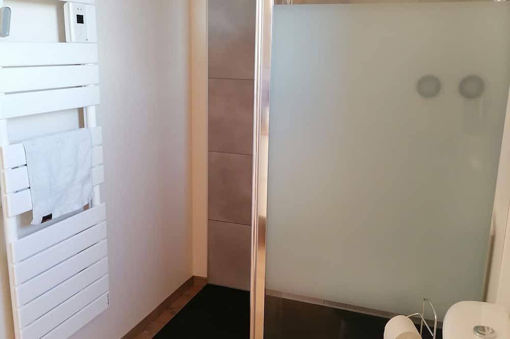 Appartement entier, Appartement avec terrasse privée dans une maison alsacienne in Ingolsheim, Région de Wissembourg