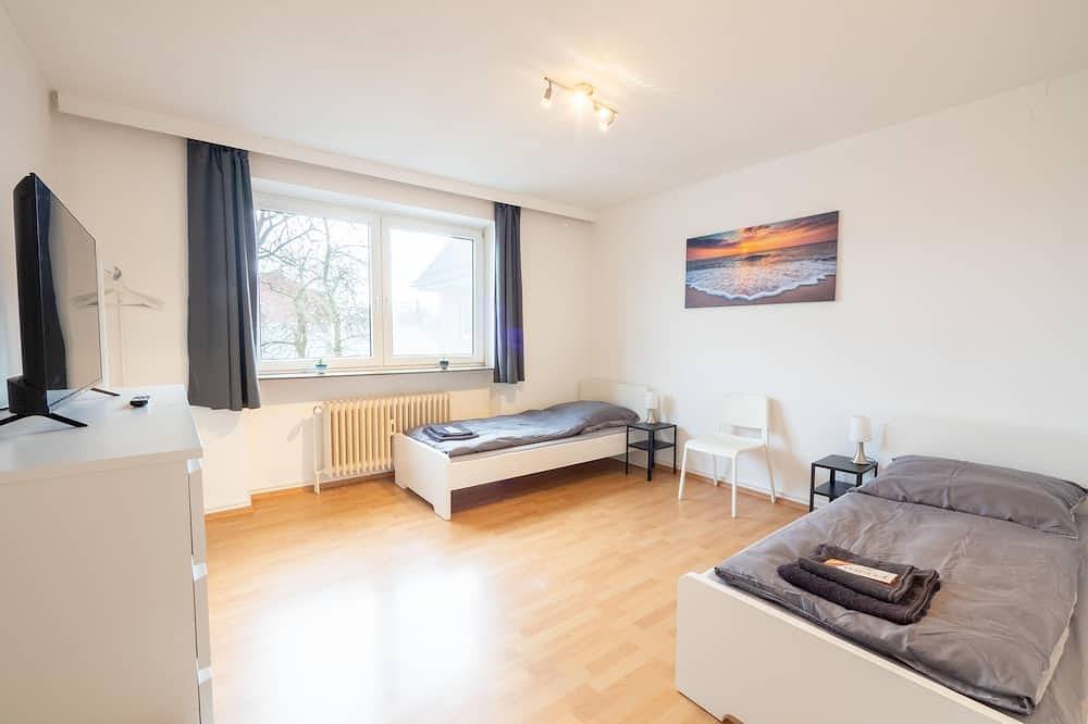 Ganze Wohnung, Monteurwohnung für 6 Personen - 2Og 6 Betten - in Ahrensburg Nähe Hamburg in Ahrensburg, Kreis Stormarn