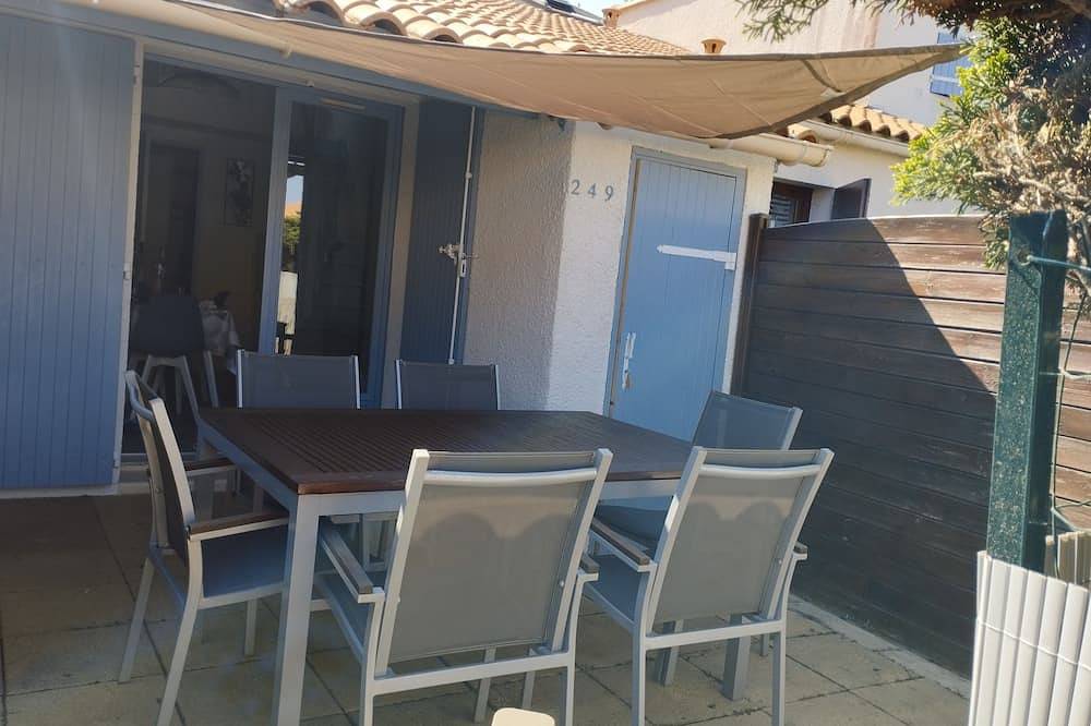 Charming maisonnette 4/5 pers in La Palmyre near beaches and shops in La Palmyre, Les Mathes