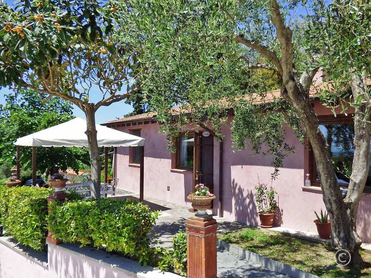 Charmantes Haus mit Meerblick in der Nähe von Lucca in Massarosa, Italienische Riviera