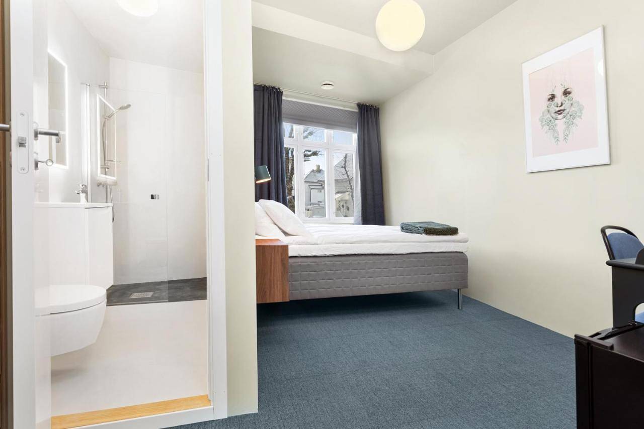 Double Room with Private Bathroom in Stavanger