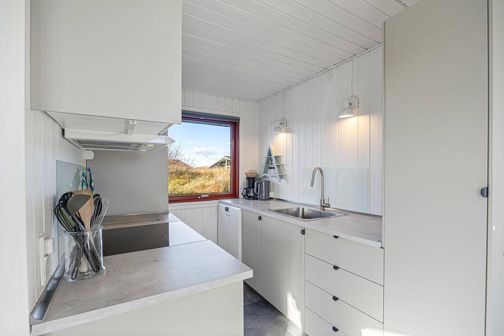 Gemütliches Ferienhaus mit schöner Terrasse und Kamin in Skodbjerge, Haurvig