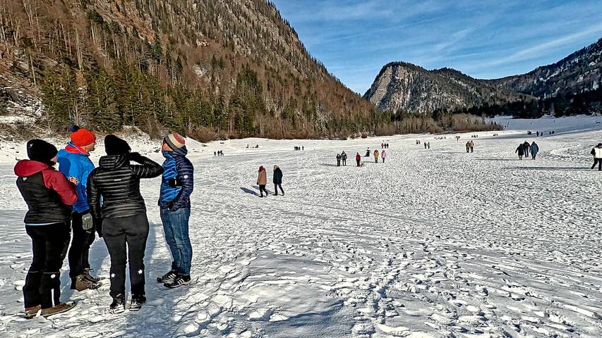 Ganze Ferienwohnung, Am Badezentrum - Ferienwohnungen - Ferienwohnung 3 Unternberg 45qm, Westbalkon, Küchenzeile, TV, WLAN, 2 Pers. in Ruhpolding, Bayerische Alpen