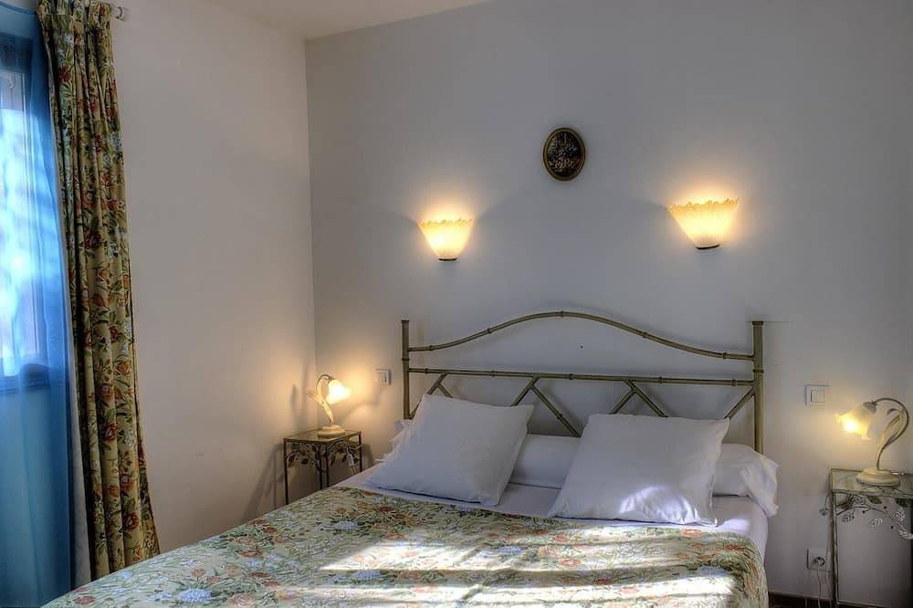 Les Chênes - Saint-Cezaire-Sur-Siagne in Saint-Cézaire-sur-Siagne, Cannes region