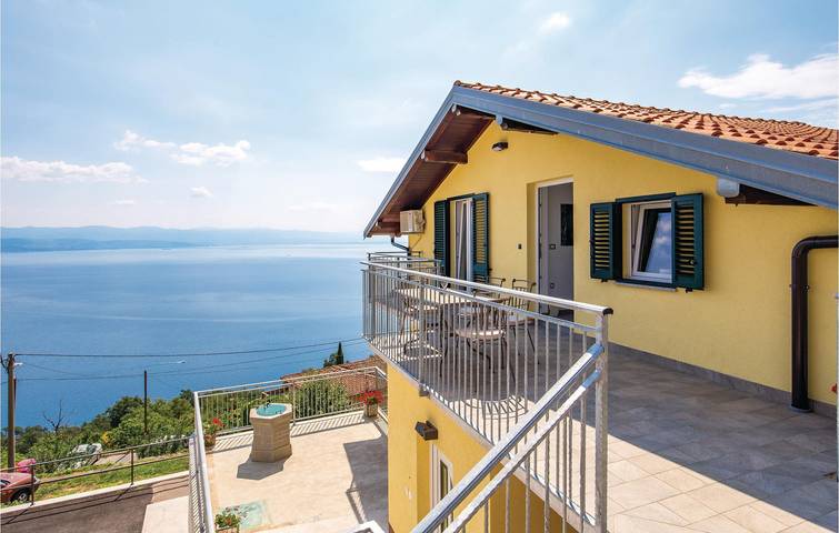 Ferienwohnung für 4 Personen, mit Terrasse, mit Haustier in Opatija Riviera - 2