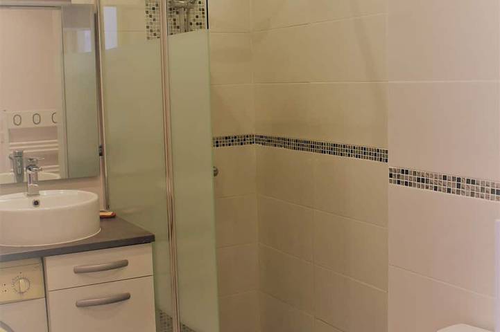 Gîte pour 3 personnes, avec balcon et piscine dans Plage de la Salis - 3