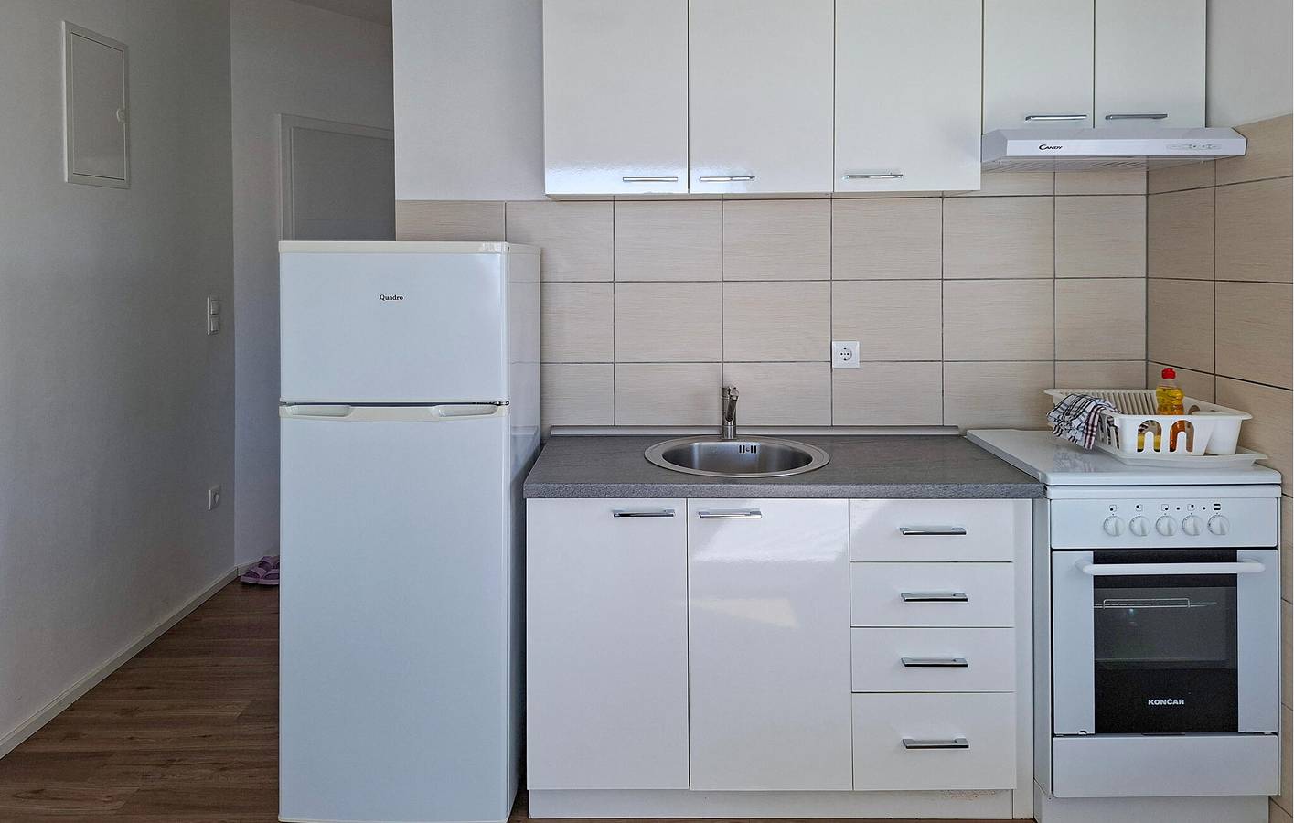 Ganze Ferienwohnung, Ferienwohnung für 2 Personen mit Garten in Rtina, Zadar