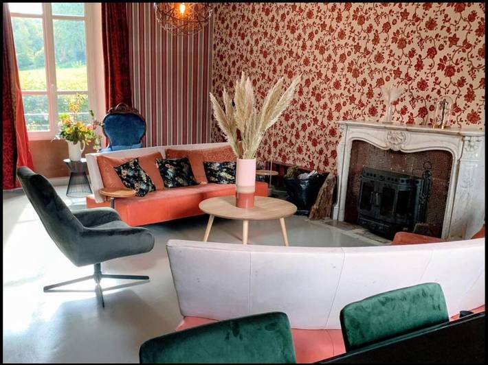 Villa pour 15 personnes, avec jardin ainsi que vue et piscine, animaux acceptés en Auvergne - 4