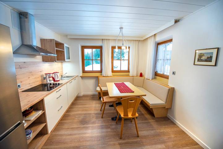 Hütte für 3 Personen, mit Balkon und Garten sowie Sauna in Schlern-Gruppe