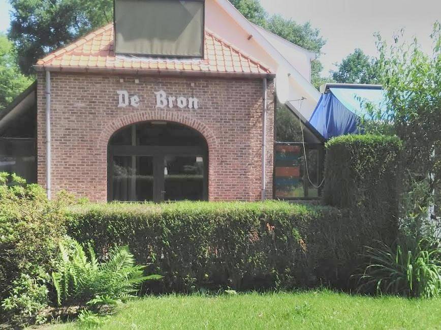 Six-Bedroom House in Beringen, Région de Hasselt