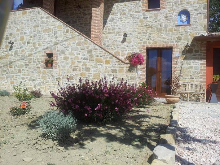 Maison d’hôte pour 2 personnes, avec jardin ainsi que terrasse et vue à Gualdo Tadino - 3