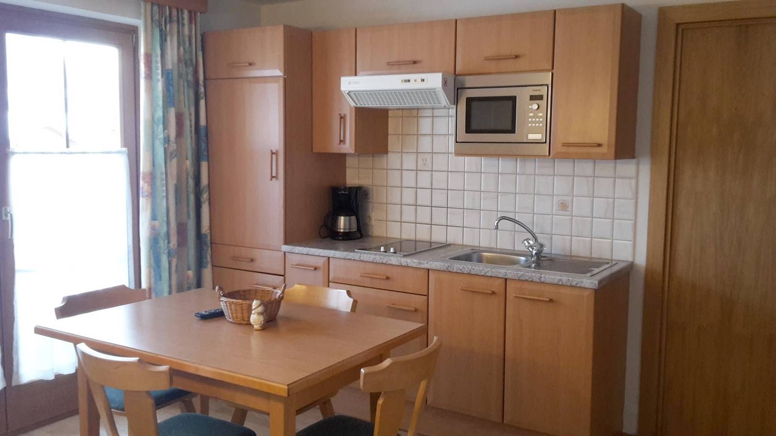 Apartamento vacacional entero, Fewo C (3-4 Personen/1 Sz, 1 Wsr) in Flachau, Ski Amadé
