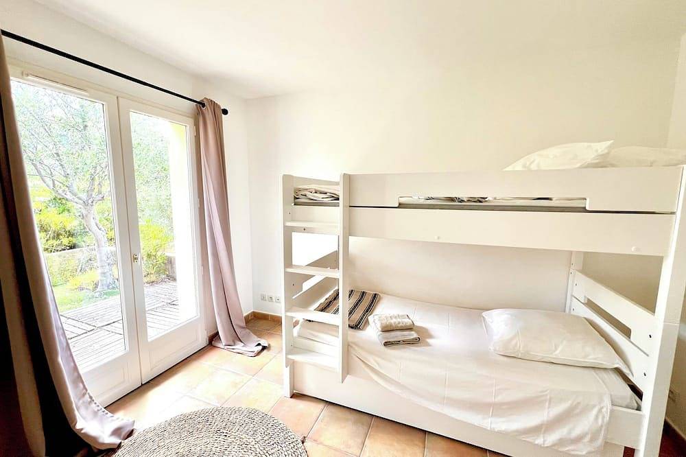 Charming house with splendid view of the bay and private swimming pool in Saint-Florent, Region de Calvi