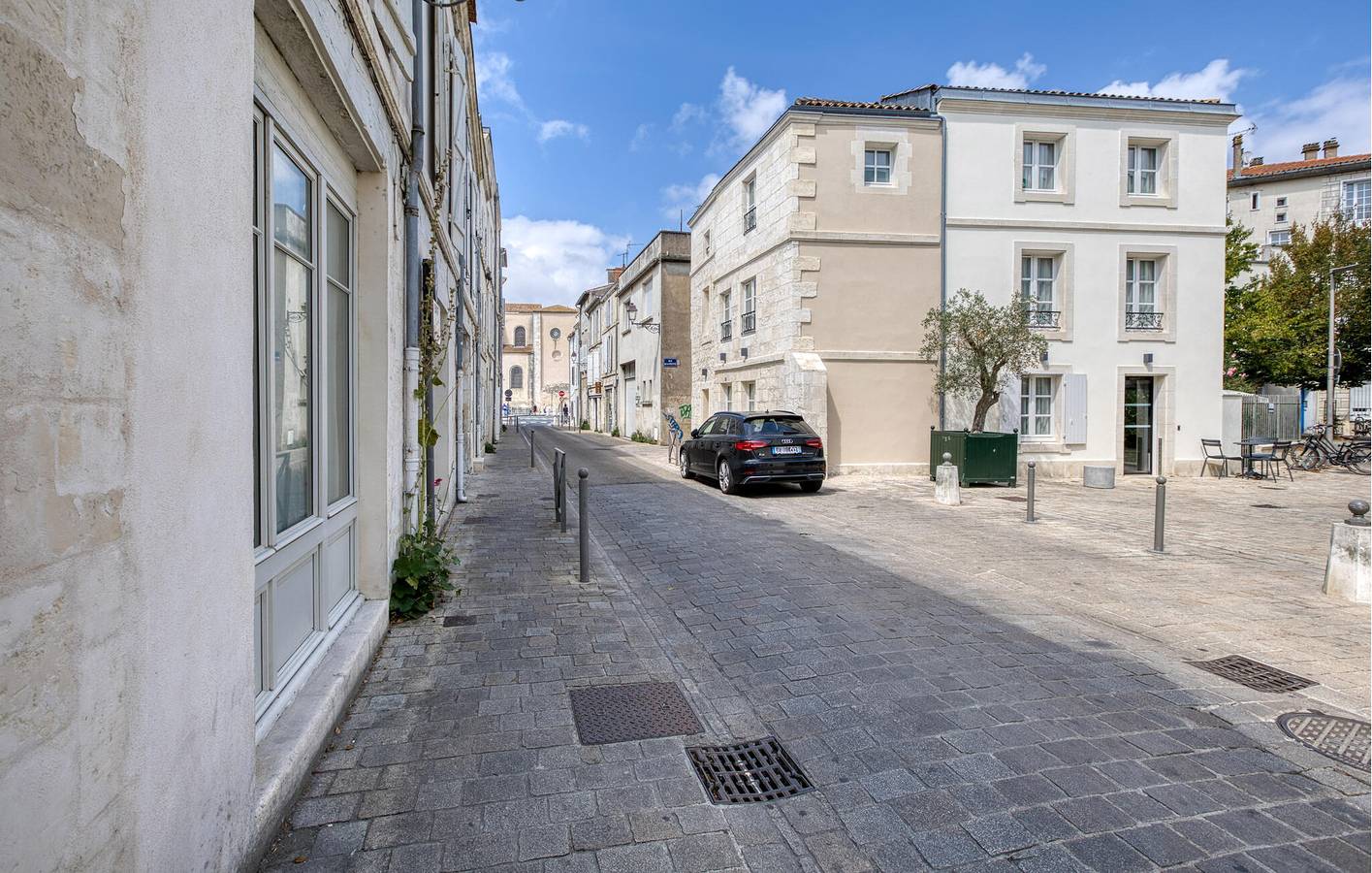 Appartement de vacances entier, Appartement au rez-de-chaussée à 900m de la Plage de la Concurrence in La Rochelle, Région de La Rochelle