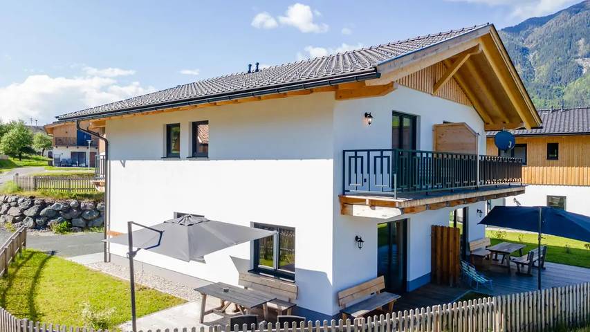 Ferienhaus für 7 Personen, mit Balkon und Terrasse sowie Garten