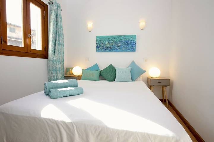 Ganze Wohnung, Schöne und zentrale Wohnung in Palma, WLAN, Klimaanlage, Balkon, komfortabel in Palma Altstadt, Palma