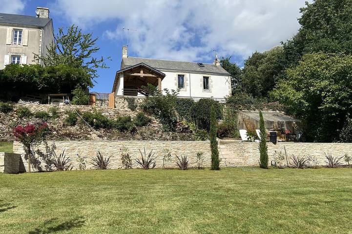 Location de vacances pour 6 personnes, avec Jacuzzi et Jardin à Moutiers-les-Mauxfaits