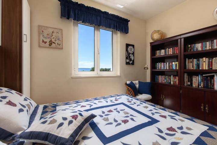 Ganze Wohnung, Apartment Rajna in Sumartin, Brac