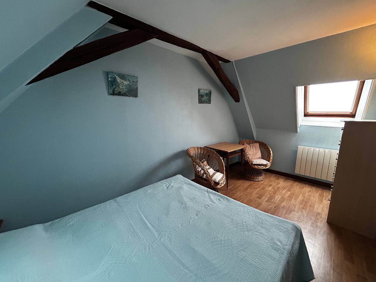 Appartement entier, T2 central avec Wifi et parking gratuit à La Roche-Posay in La Roche-Posay, Vienne (France)