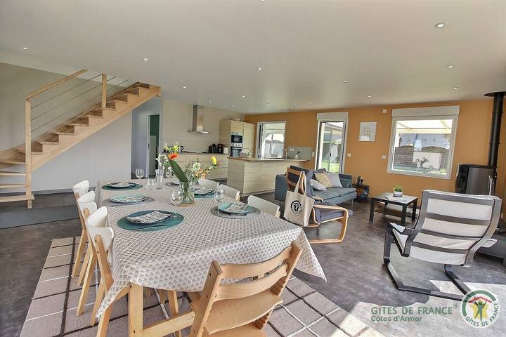 Gîte pour 6 personnes, avec jardin et terrasse, animaux acceptés dans Île-Grande - 2