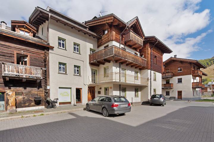 Appartamento intero, Appartamento 'Casa Daniele-Appartamento Livia' con vista sulle montagne, balcone e Wi-Fi in Livigno (Borgo), Livigno