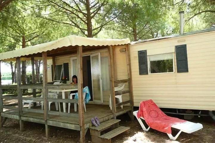 Camping für 4 Personen am Tarn