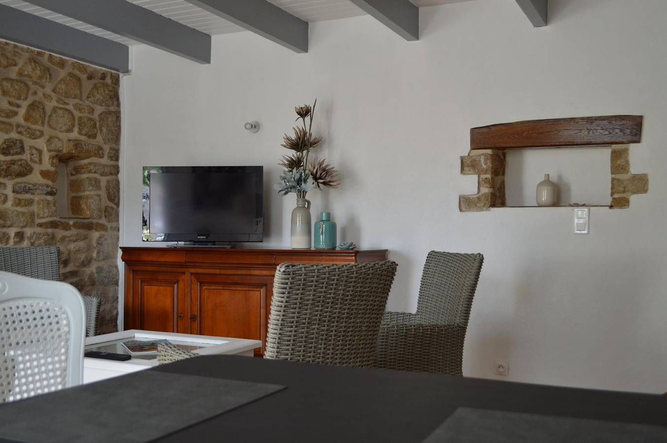 Maison de vacances avec jardin privé et barbecue in Plonévez-Porzay, Iroise
