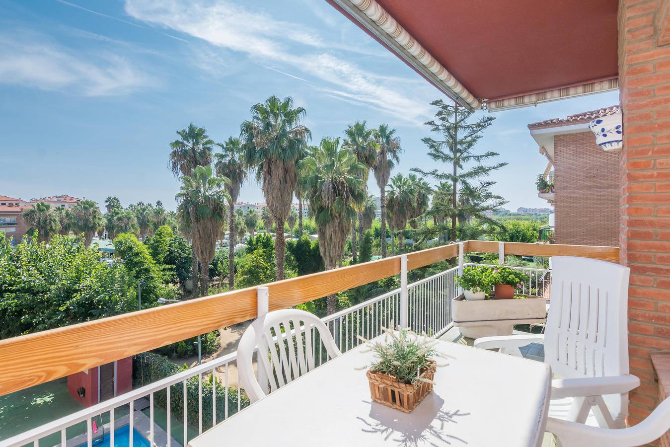 Entire apartment, Homeholidaysrentals Amaral - Costa Barcelona in Pineda de Mar, Costa del Maresme