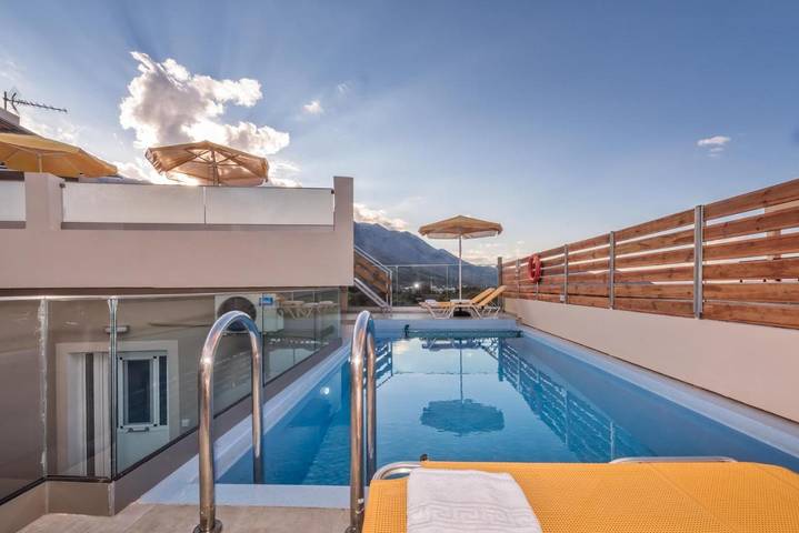 Ferienwohnung für 3 Personen, mit Pool und Terrasse