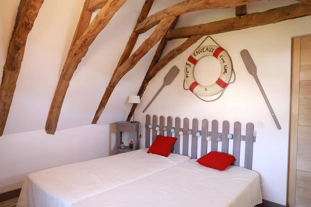Le Gîte du Passeur, maison de charme en bord de Dordogne. in Allas-les-Mines, Périgord Noir