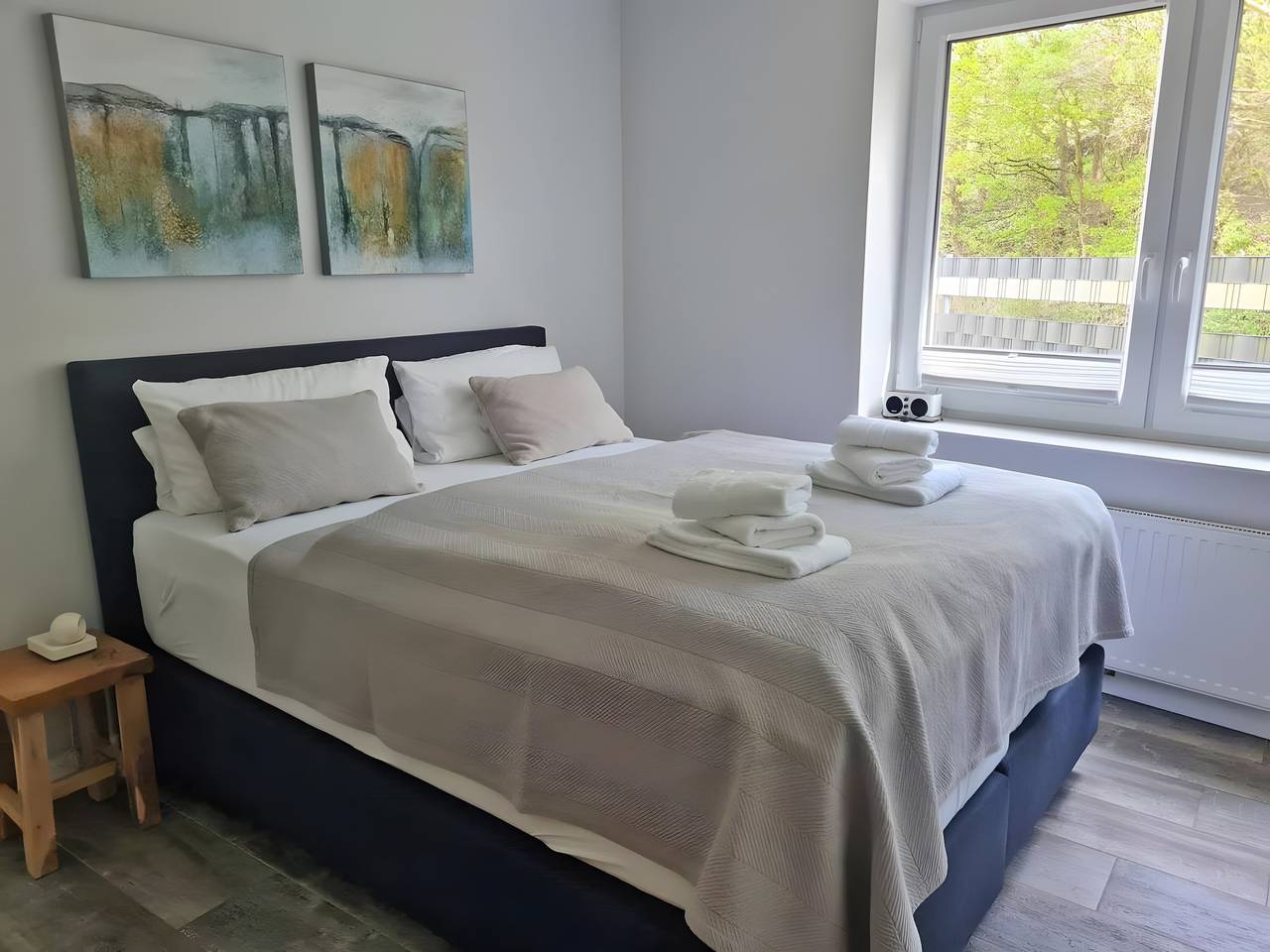 Ganze Wohnung, Apartment 'Strandart' mit privater Terrasse, Gemeinschaftsgarten und Wlan in Norddeich Mole, Norddeich