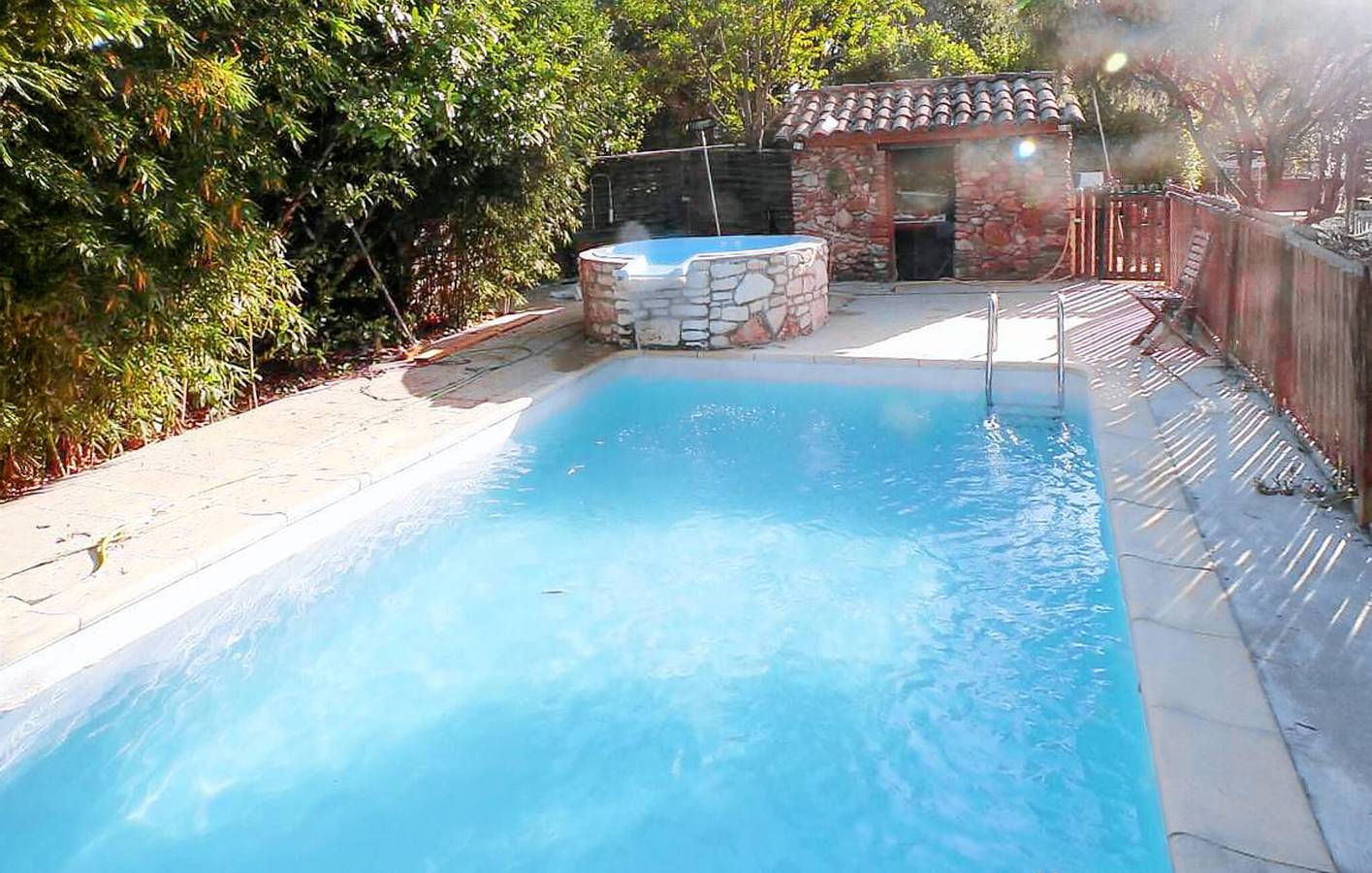 Appartement Les Mages avec piscine, parking et Wi-Fi in Les Mages, Parc national des Cévennes