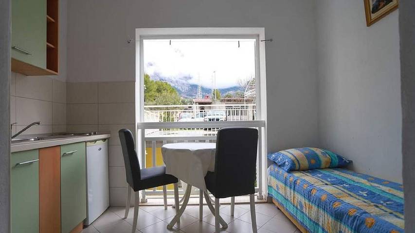 Apartament wakacyjny dla 2 osób, z balkon w Baška Voda