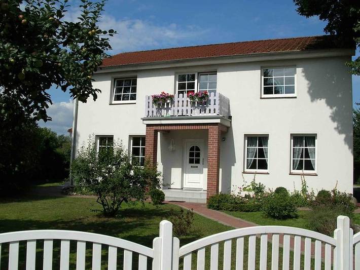 Ferienhaus für 2 Personen, mit Balkon und Garten sowie Seeblick in Neustrelitz - 2