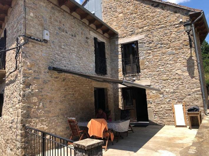 Chalet para 11 personas, con vistas y jardín, Se admiten mascotas en La Jacetania - 3