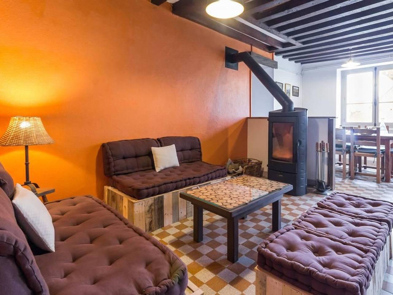 Eco-friendly cottage with games and garden in Morvan in Marigny-sur-Yonne, Nièvre