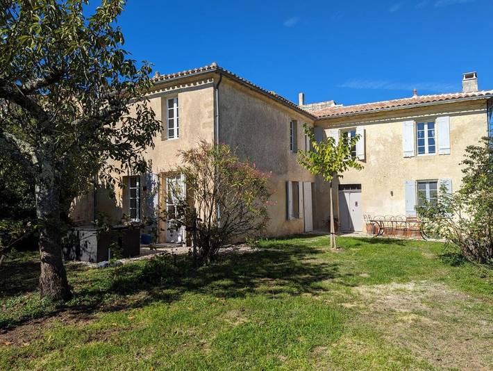 Location de vacances pour 8 personnes, avec jardin ainsi que piscine et vue à Belvès-de-Castillon - 2